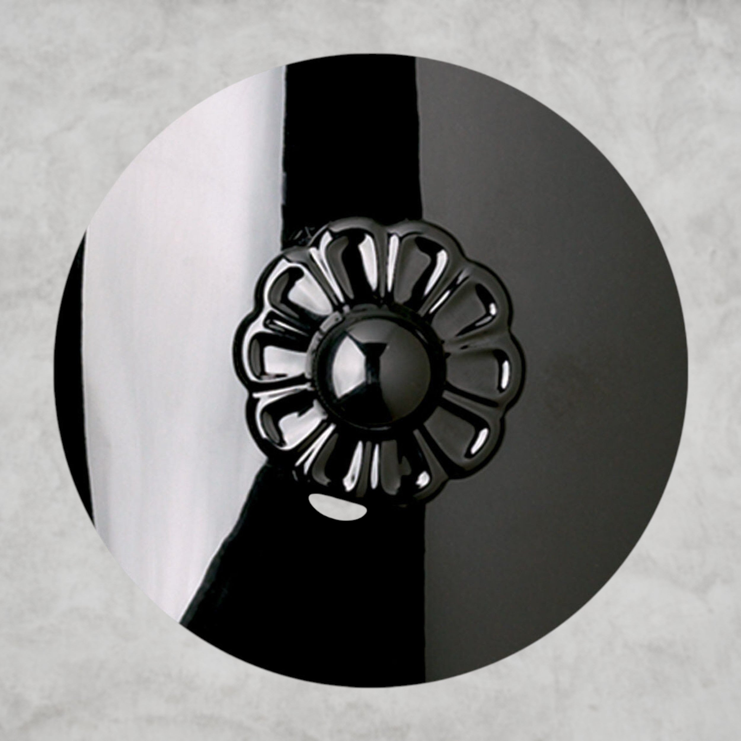 Emilea Chandelier 33"
